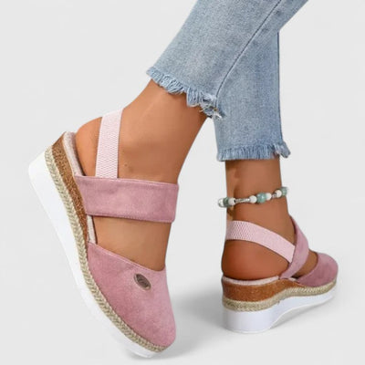 Cassaria - Sandales Élégantes Et Confortables
