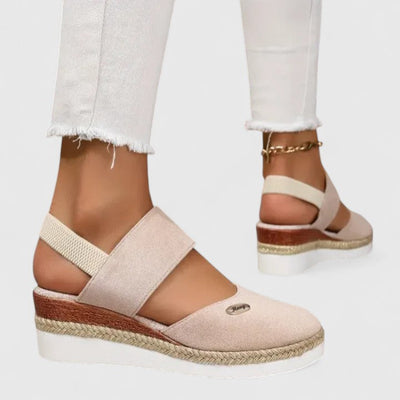 Cassaria - Sandales Élégantes Et Confortables